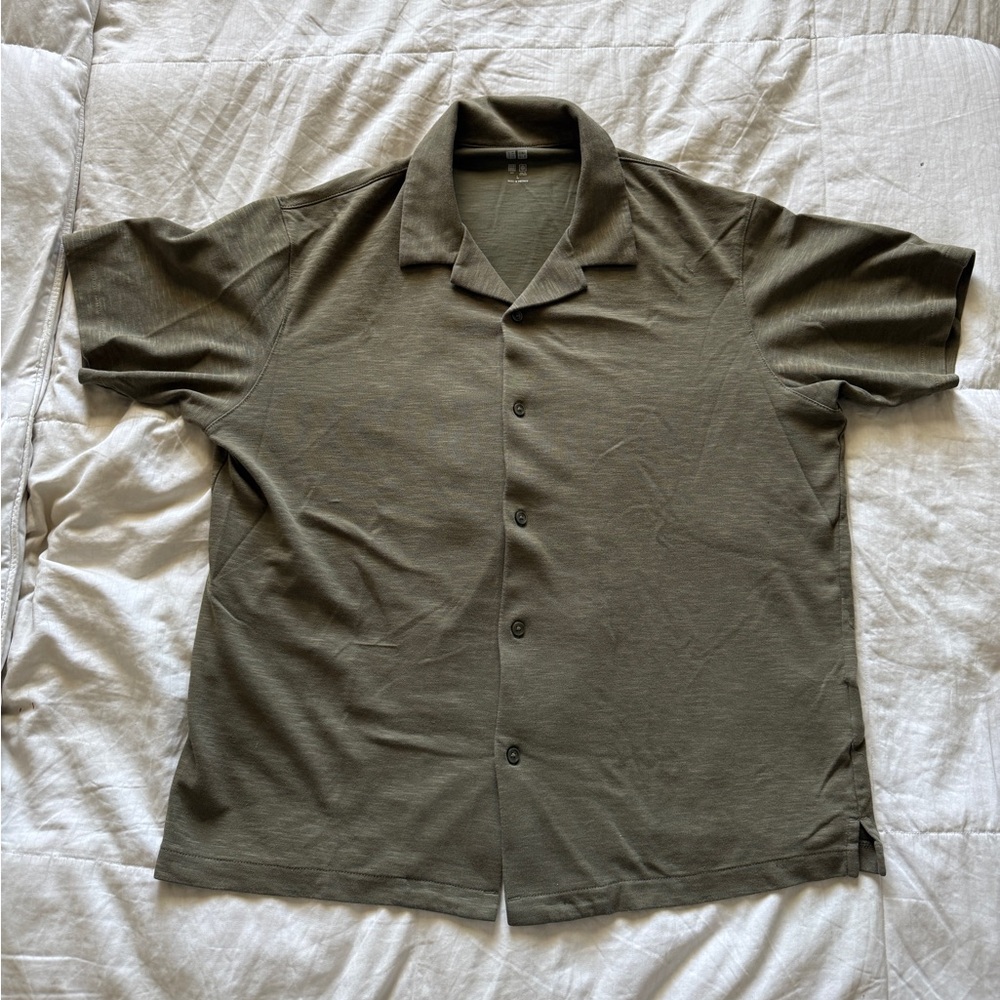 Uniqlo button down olive green